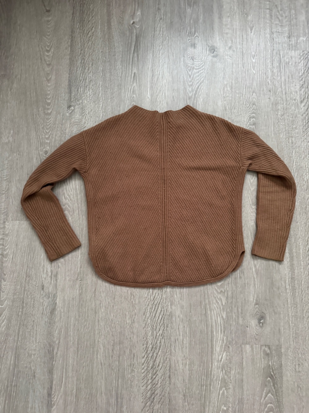 Babaton Chestnut Ribbed Crewneck Sweater - Picture 5 of 5
